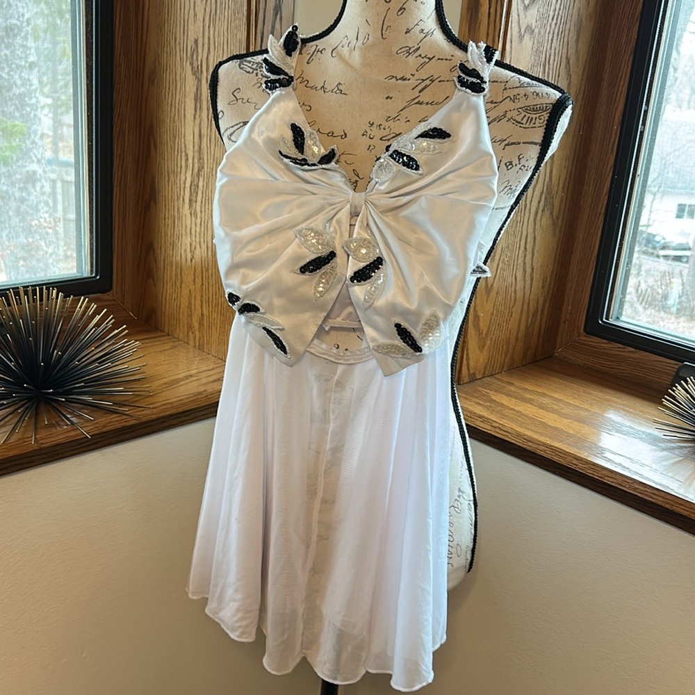 Glamour Costumes White & Black Lyrical Costume Size Large Child
